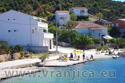https://www.vranjica.cz/penziony/apartman-mirko-vinisce1571360578L.jpg